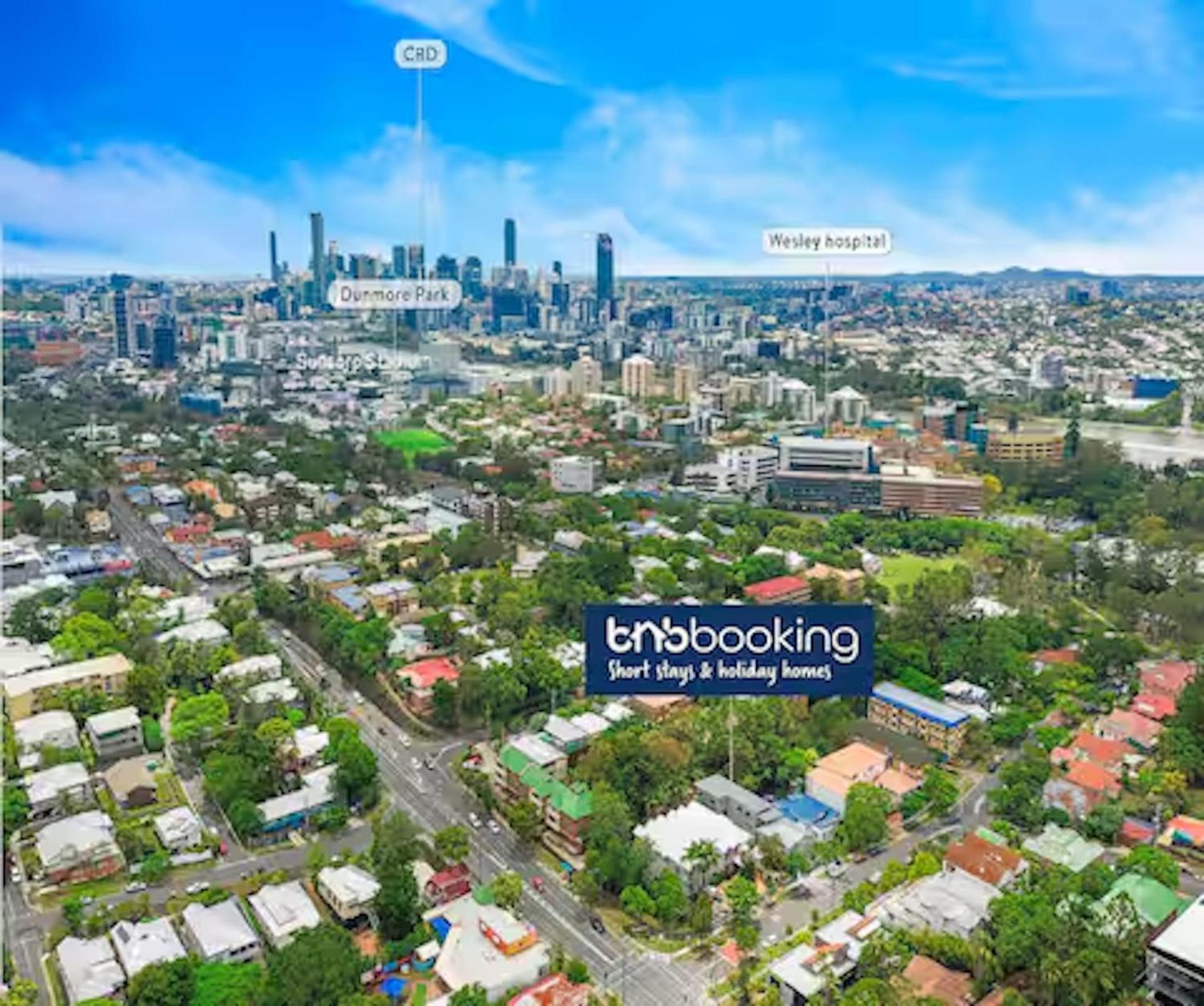 Park Ave Retreat - 3 Carparks, Wifi, Bbq, King Bed Apartment *