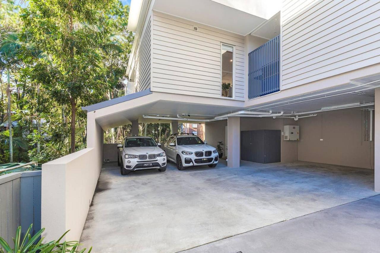 Park Ave Retreat - 3 Carparks, Wifi, Bbq, King Bed